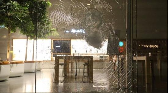 ؿhӳm Apple StoreҚϴ